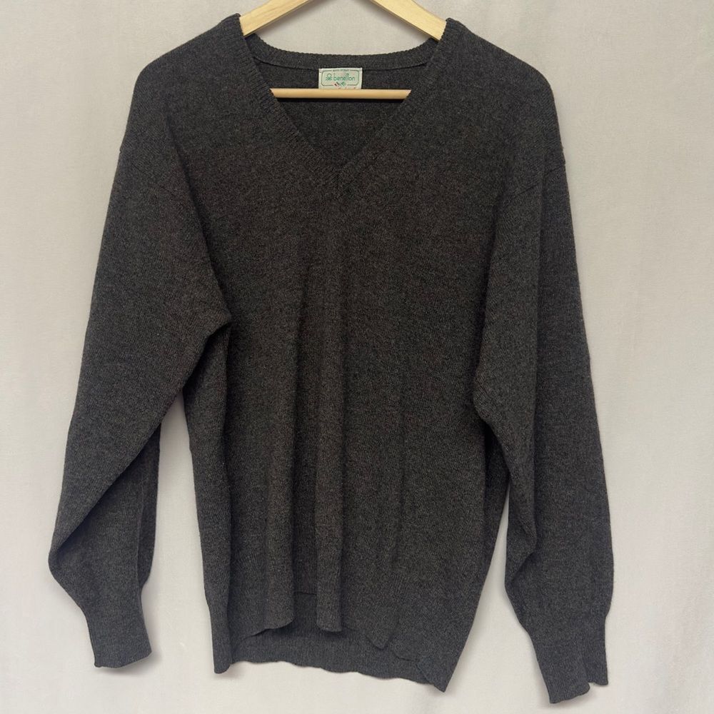 Benetton Lambswool V-neck Pullover Sweater Grey‎